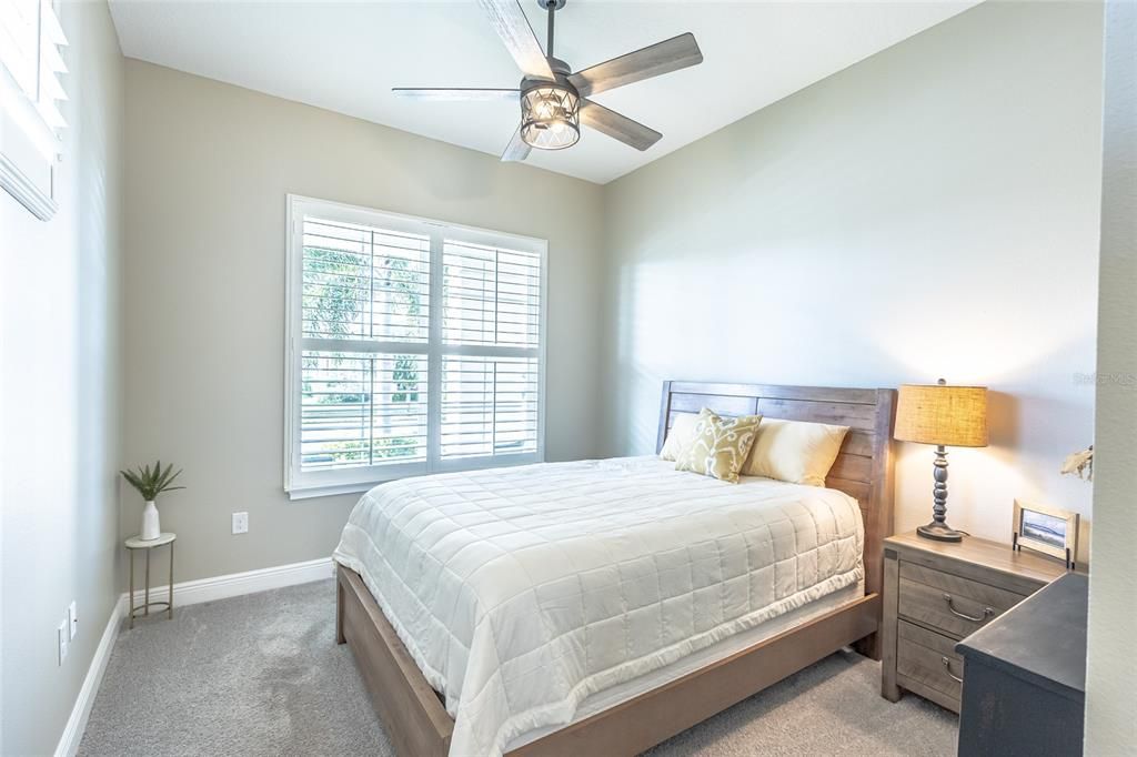 For Sale: $529,900 (3 beds, 3 baths, 2365 Square Feet)