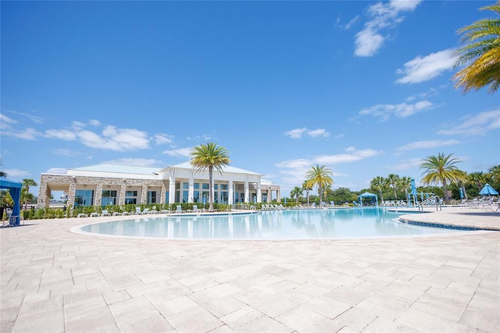 For Sale: $529,900 (3 beds, 3 baths, 2365 Square Feet)