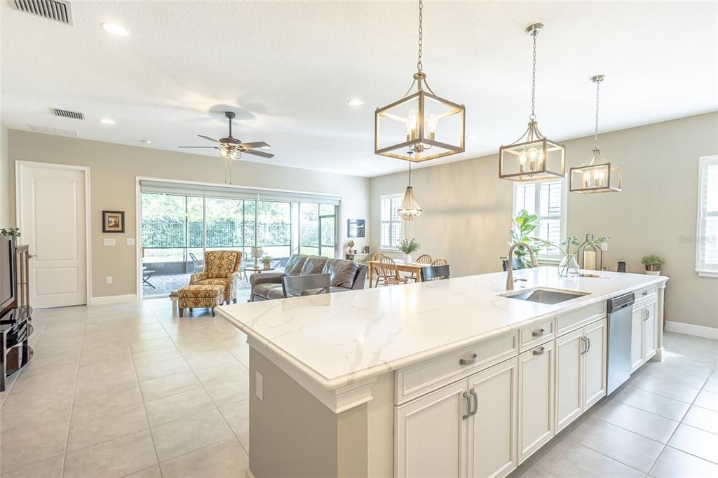 For Sale: $529,900 (3 beds, 3 baths, 2365 Square Feet)