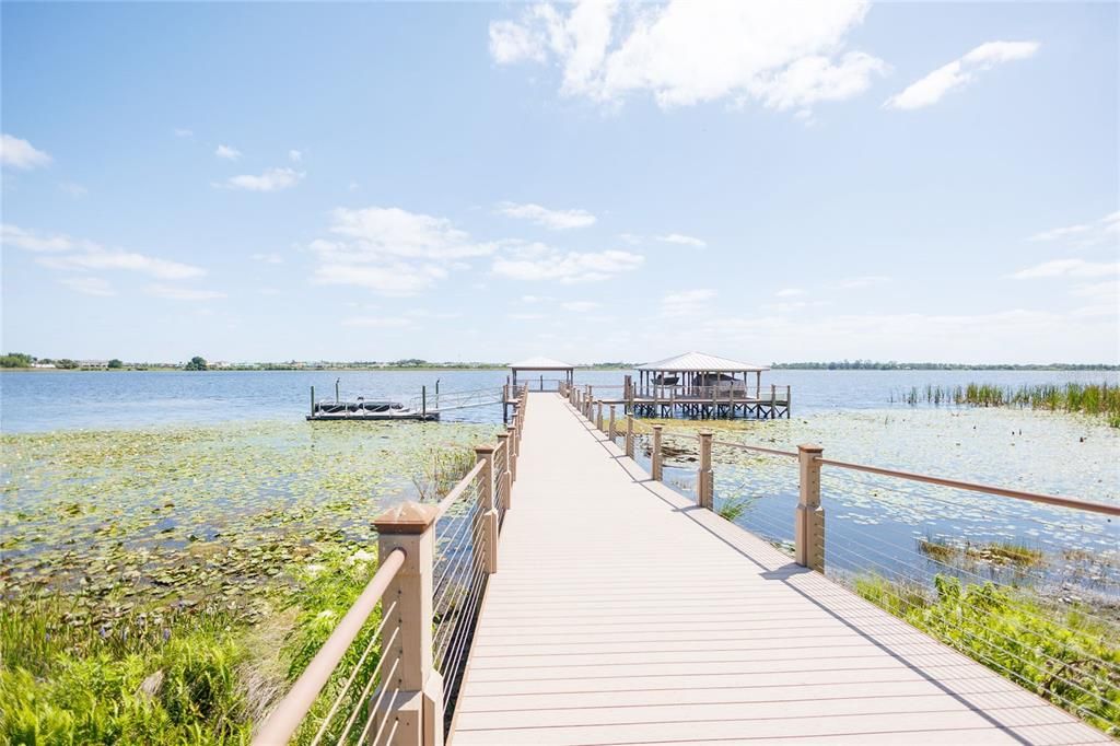 For Sale: $529,900 (3 beds, 3 baths, 2365 Square Feet)