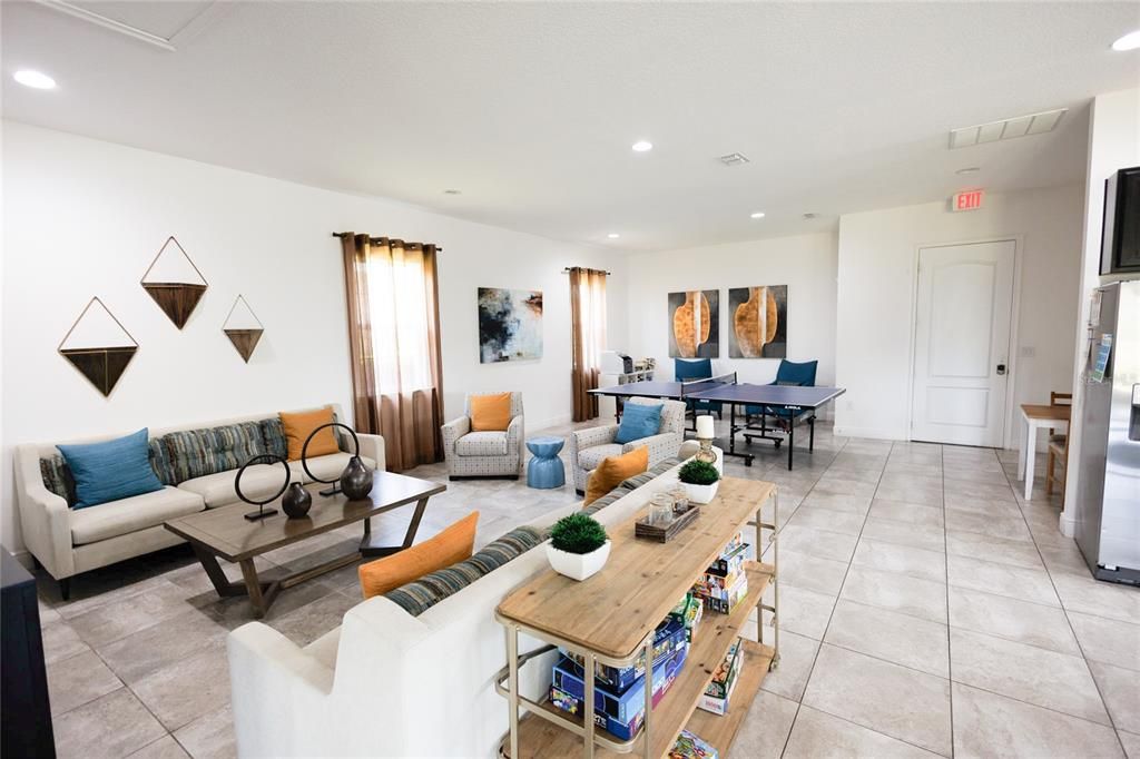 For Sale: $529,900 (3 beds, 3 baths, 2365 Square Feet)