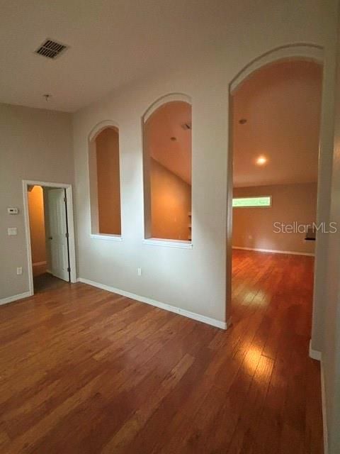 En Venta: $395,000 (4 camas, 3 baños, 2354 Pies cuadrados)