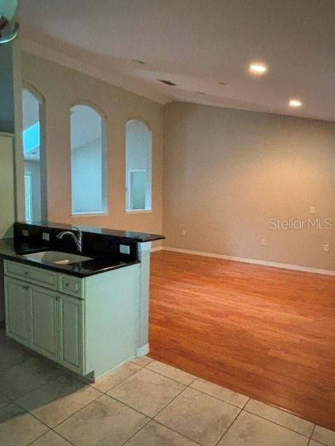 En Venta: $395,000 (4 camas, 3 baños, 2354 Pies cuadrados)