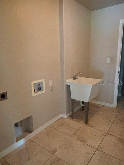 En Venta: $395,000 (4 camas, 3 baños, 2354 Pies cuadrados)