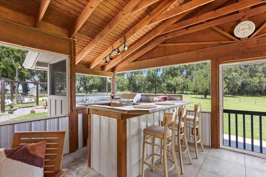 En Venta: $1,800,000 (4 camas, 3 baños, 2769 Pies cuadrados)