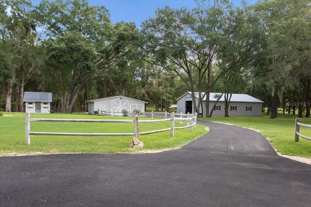 En Venta: $1,800,000 (4 camas, 3 baños, 2769 Pies cuadrados)
