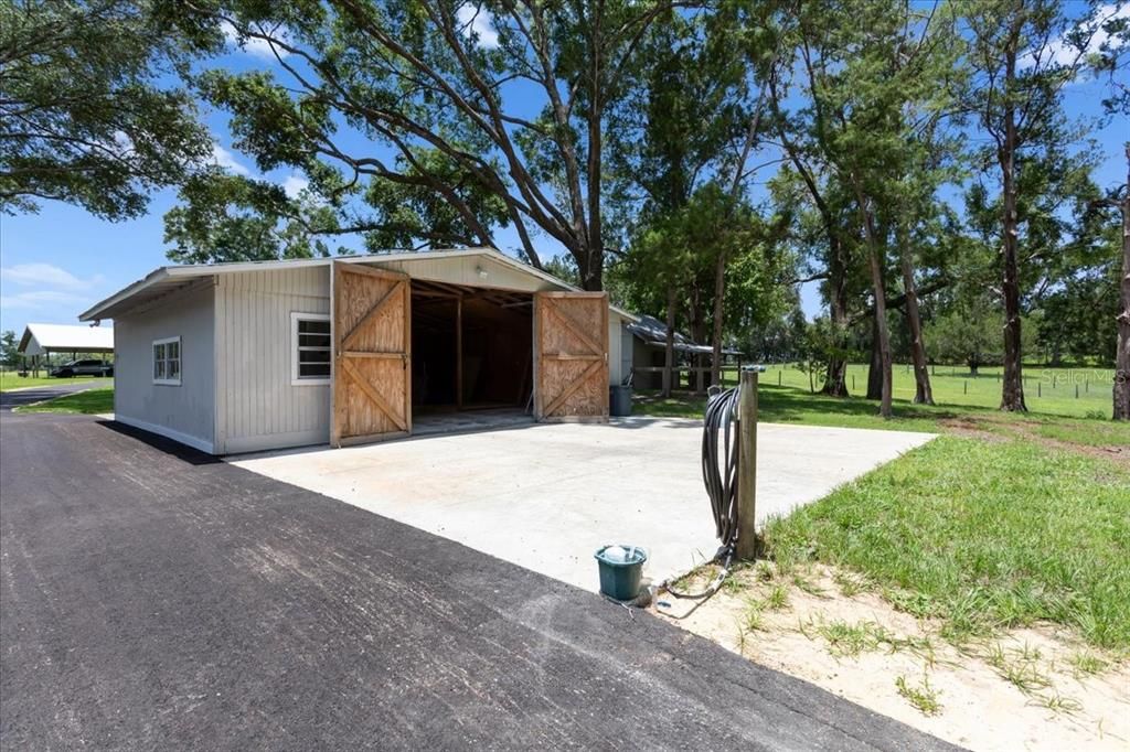 En Venta: $1,800,000 (4 camas, 3 baños, 2769 Pies cuadrados)