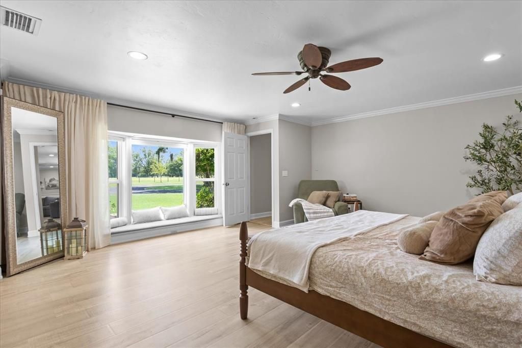 En Venta: $1,800,000 (4 camas, 3 baños, 2769 Pies cuadrados)