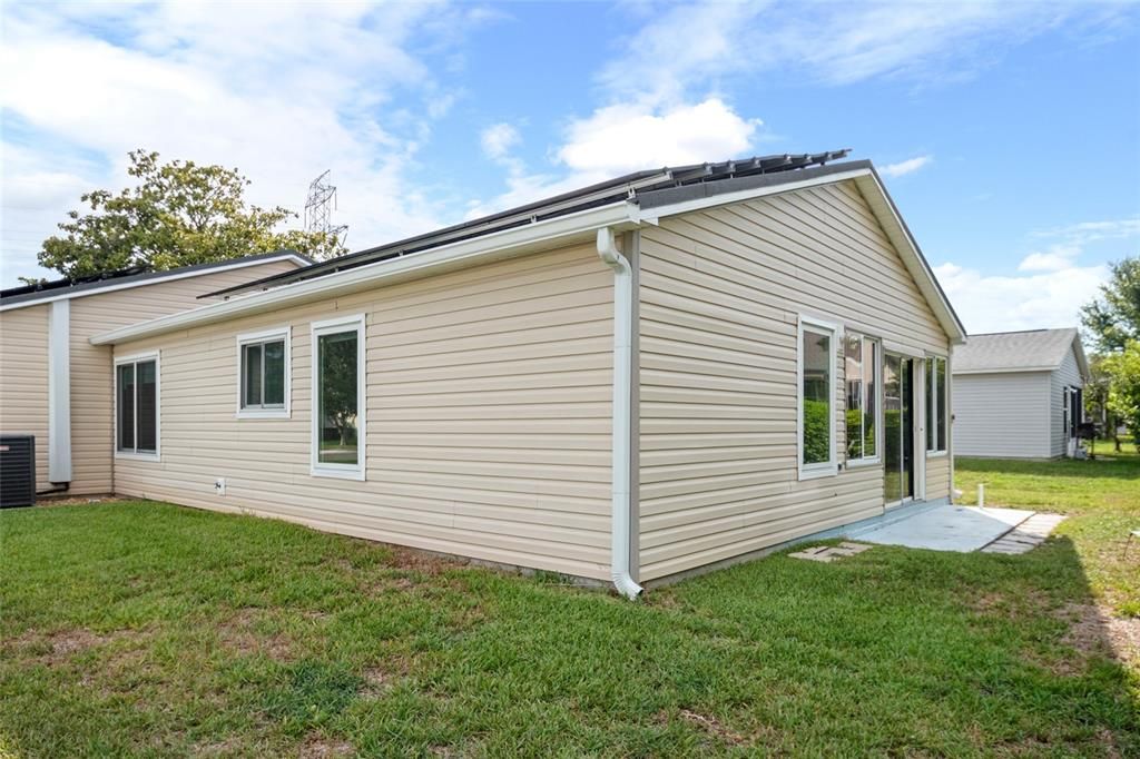 На продажу: $269,900 (2 спален, 2 ванн, 1242 Квадратных фут)