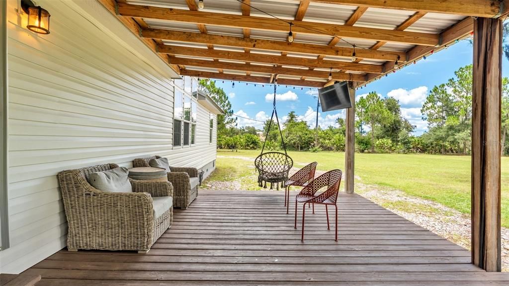 Active With Contract: $495,000 (3 beds, 2 baths, 1874 Square Feet)