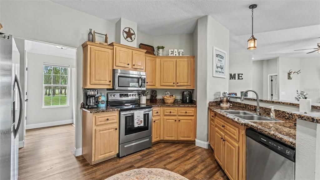 Active With Contract: $495,000 (3 beds, 2 baths, 1874 Square Feet)