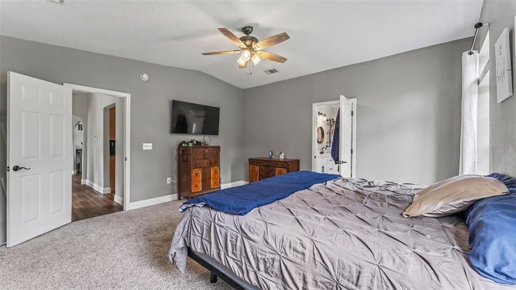 Active With Contract: $495,000 (3 beds, 2 baths, 1874 Square Feet)