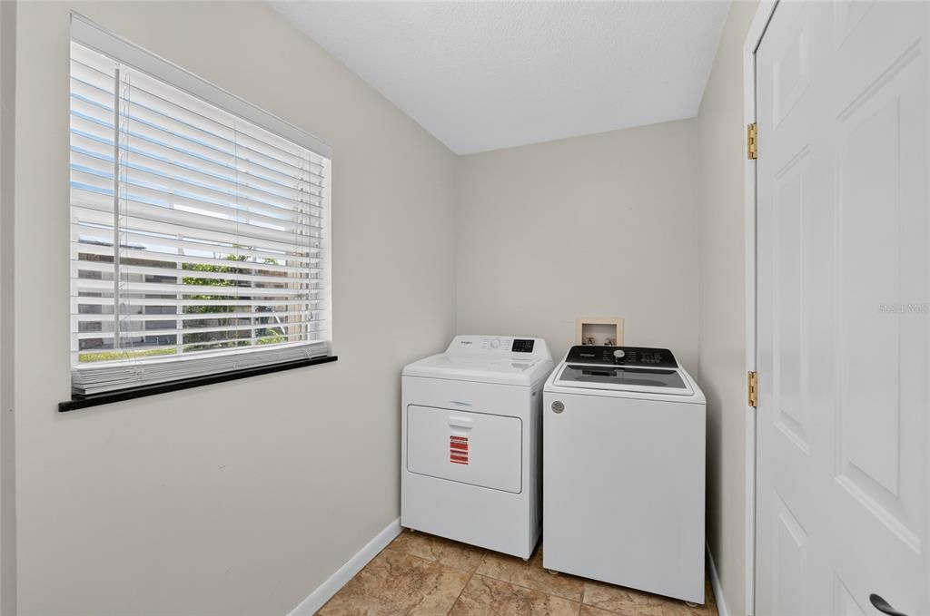 For Sale: $760,000 (4 beds, 3 baths, 3160 Square Feet)