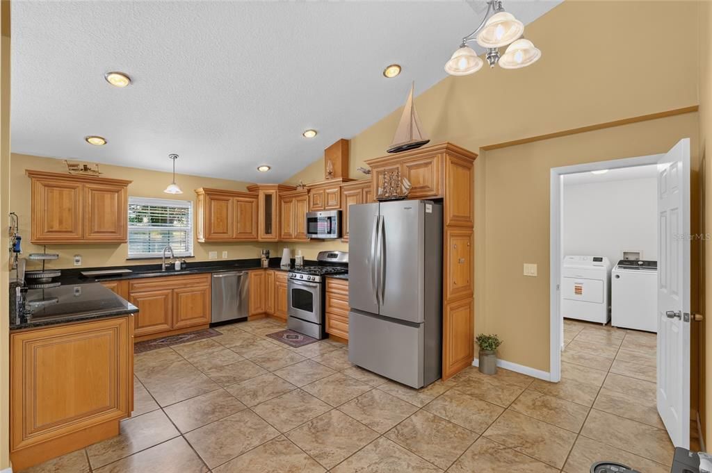 For Sale: $760,000 (4 beds, 3 baths, 3160 Square Feet)