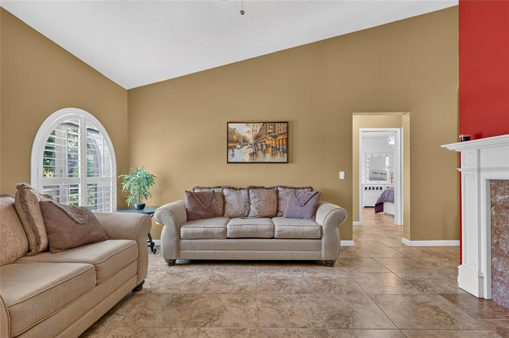 For Sale: $760,000 (4 beds, 3 baths, 3160 Square Feet)