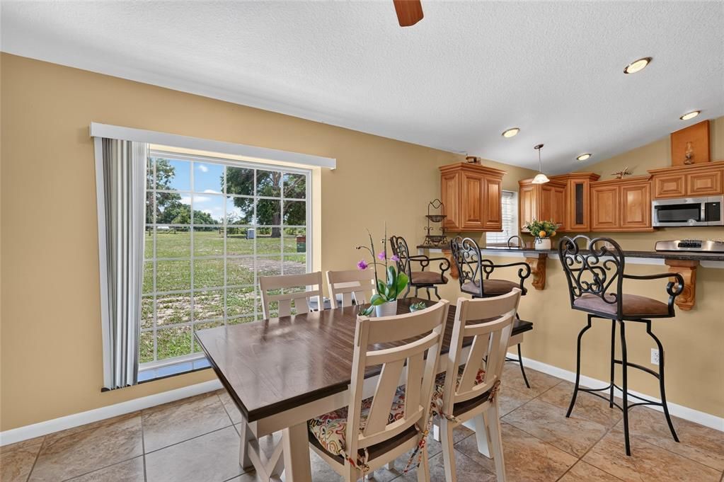 For Sale: $760,000 (4 beds, 3 baths, 3160 Square Feet)