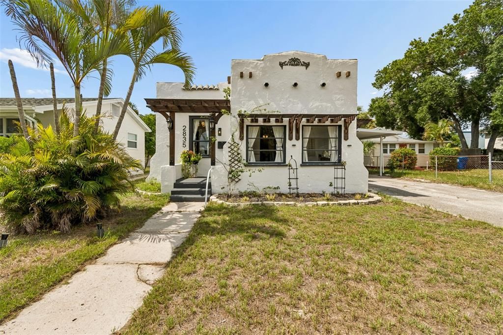 En Venta: $449,000 (2 camas, 1 baños, 1022 Pies cuadrados)