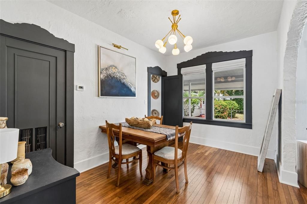 En Venta: $449,000 (2 camas, 1 baños, 1022 Pies cuadrados)
