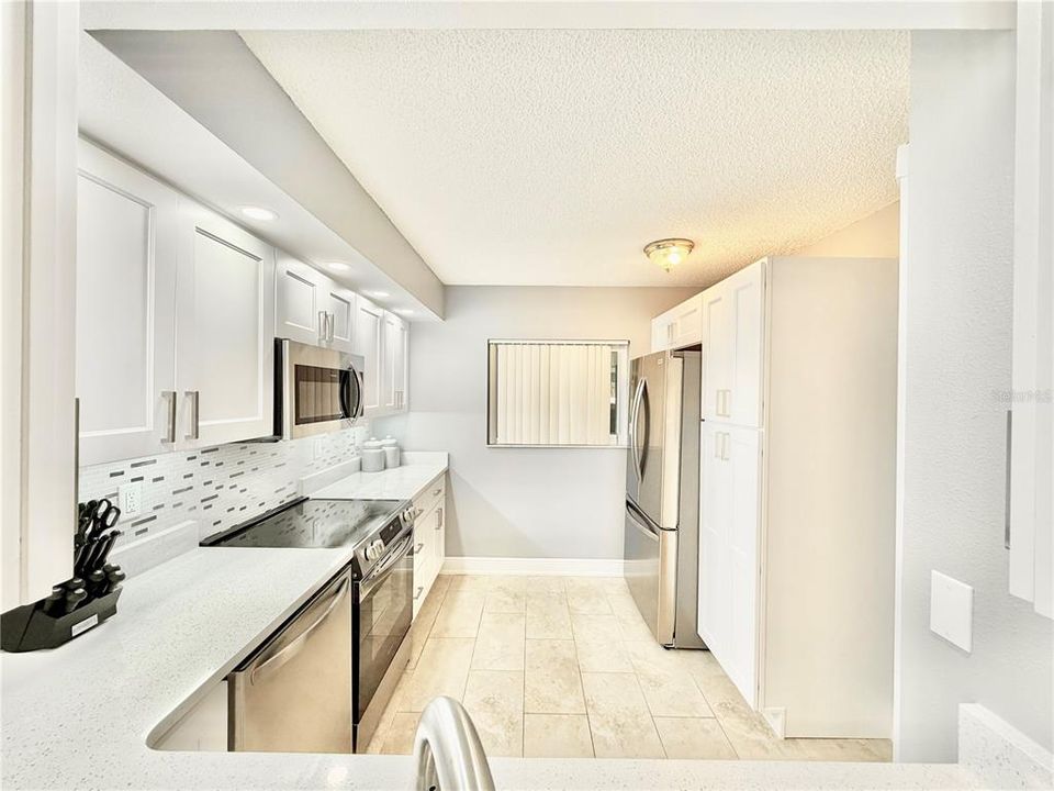 For Rent: $1,850 (2 beds, 2 baths, 1120 Square Feet)