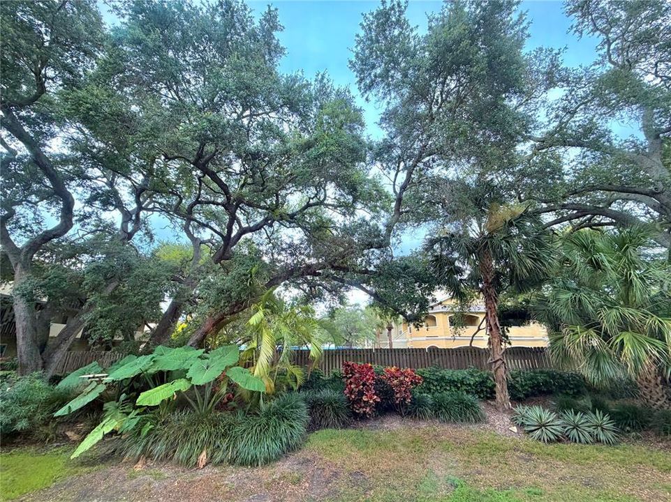 For Rent: $1,850 (2 beds, 2 baths, 1120 Square Feet)