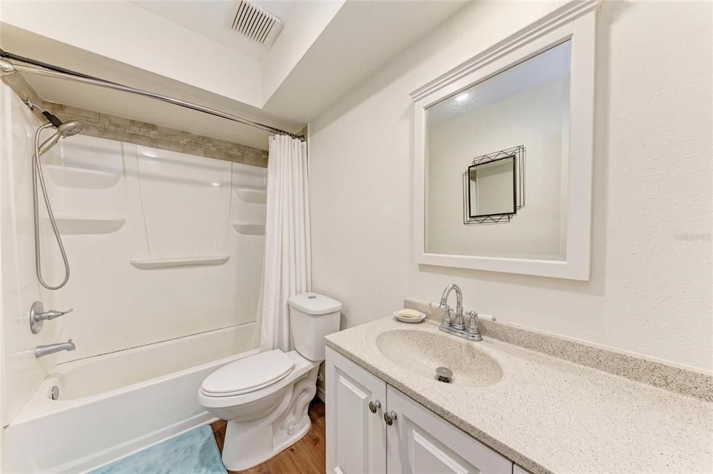En Venta: $329,900 (3 camas, 2 baños, 1656 Pies cuadrados)