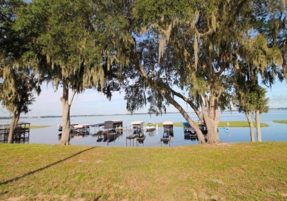 En Venta: $423,000 (3 camas, 2 baños, 2421 Pies cuadrados)