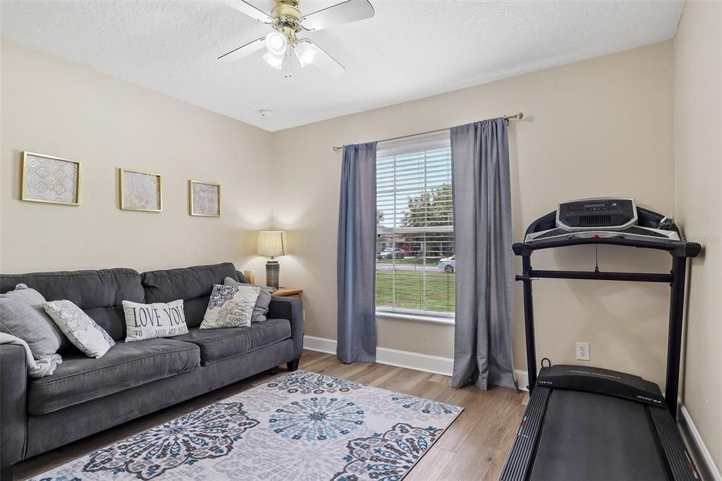 For Sale: $364,999 (4 beds, 2 baths, 1788 Square Feet)