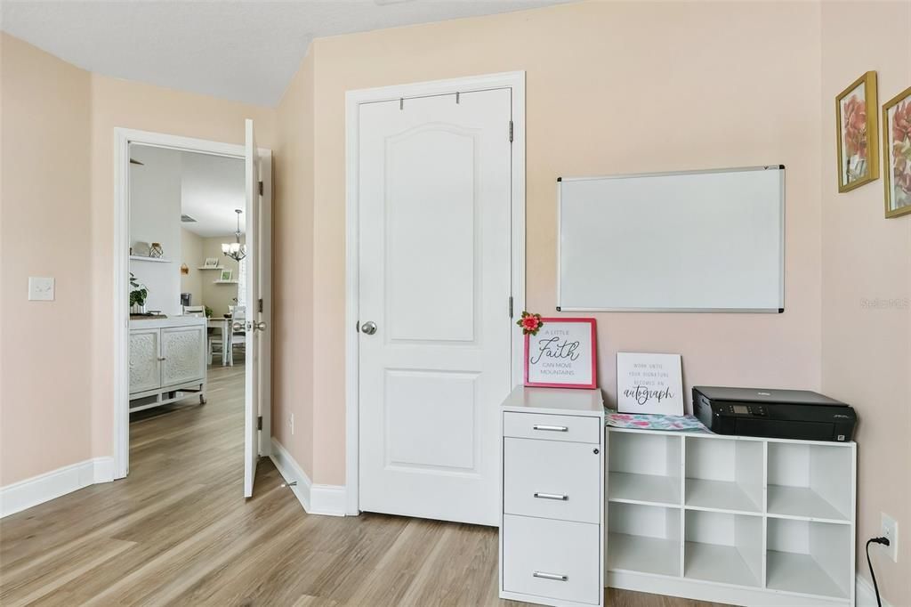 For Sale: $364,999 (4 beds, 2 baths, 1788 Square Feet)