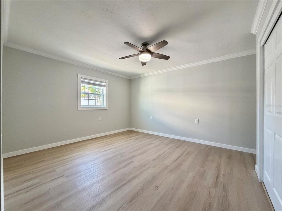 В аренду: $1,975 (2 спален, 1 ванн, 650 Квадратных фут)