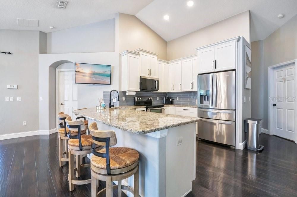 For Sale: $475,000 (3 beds, 2 baths, 1815 Square Feet)
