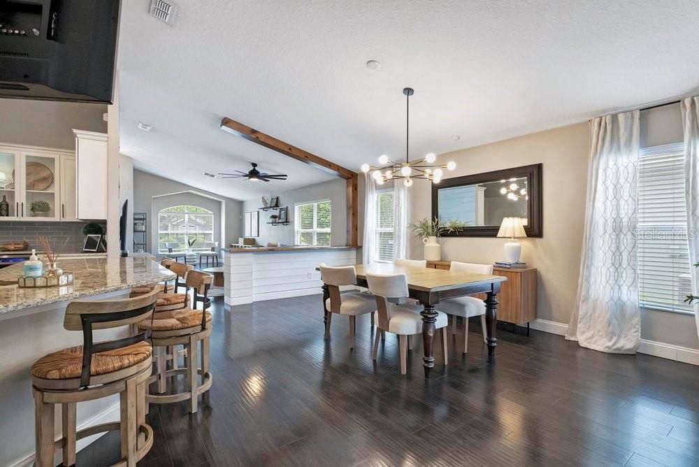 For Sale: $475,000 (3 beds, 2 baths, 1815 Square Feet)