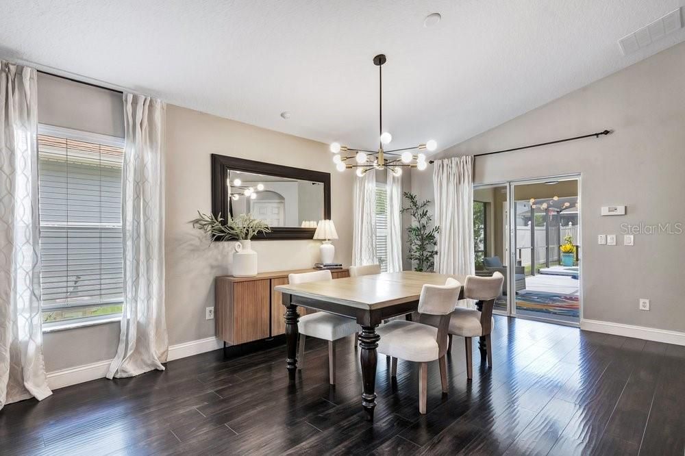 For Sale: $475,000 (3 beds, 2 baths, 1815 Square Feet)