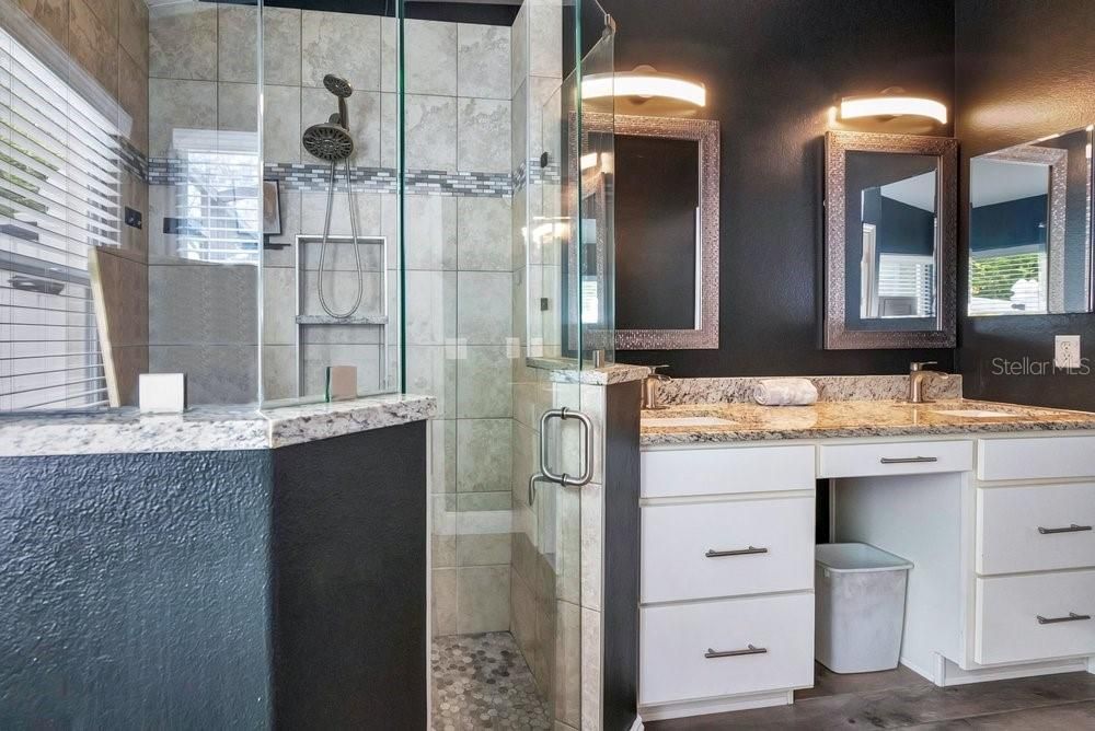 For Sale: $475,000 (3 beds, 2 baths, 1815 Square Feet)