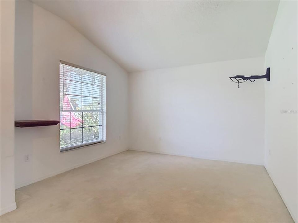 En Venta: $325,000 (4 camas, 2 baños, 2112 Pies cuadrados)