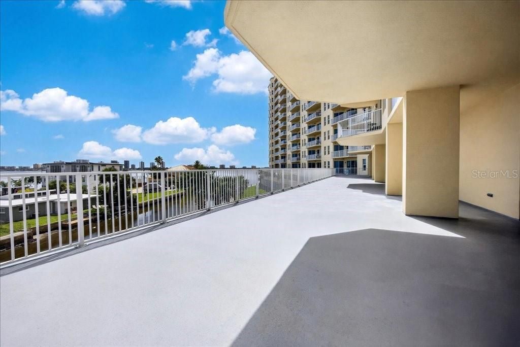En Venta: $289,900 (2 camas, 2 baños, 1615 Pies cuadrados)