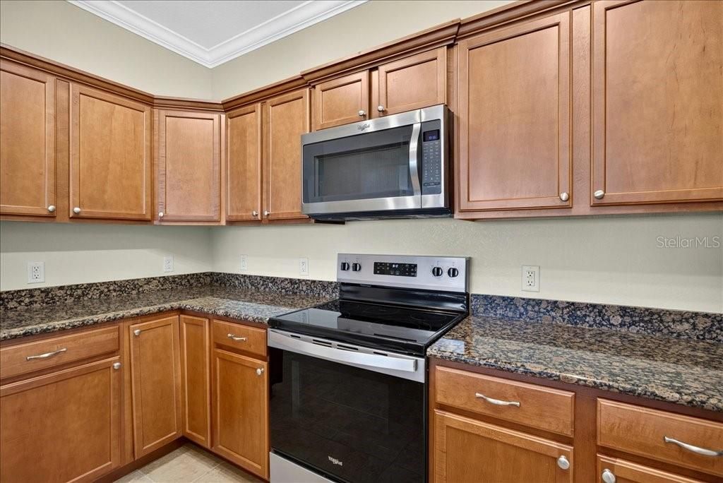 En Venta: $289,900 (2 camas, 2 baños, 1615 Pies cuadrados)