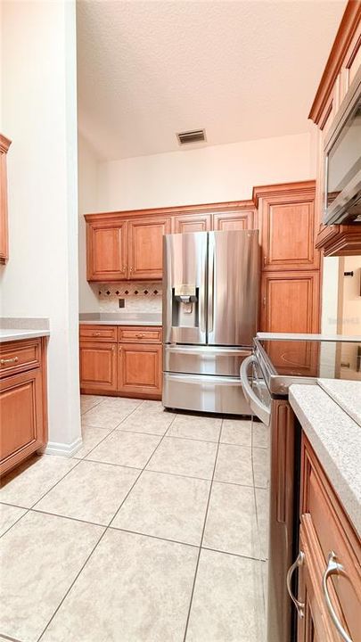 На продажу: $369,900 (3 спален, 2 ванн, 1790 Квадратных фут)