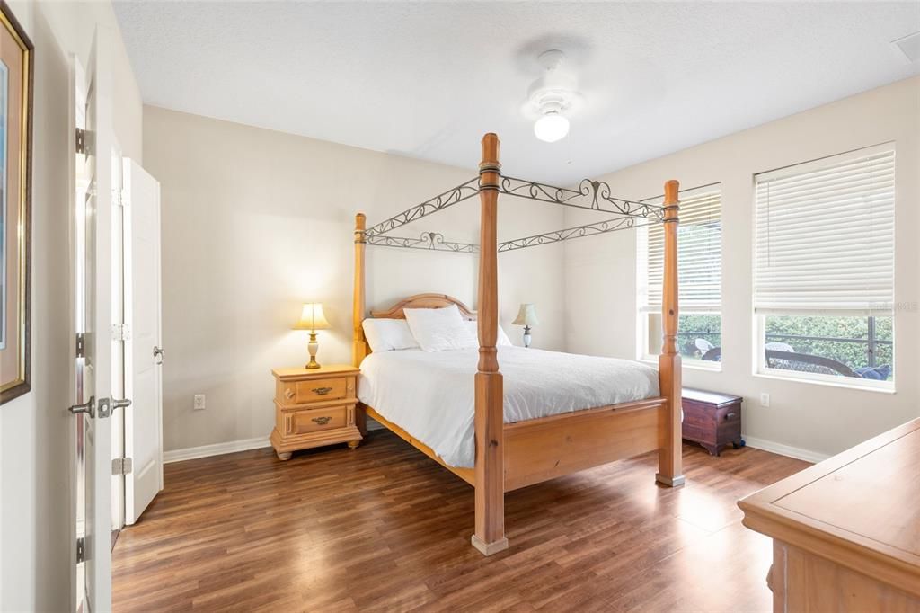 For Sale: $320,000 (3 beds, 2 baths, 1876 Square Feet)