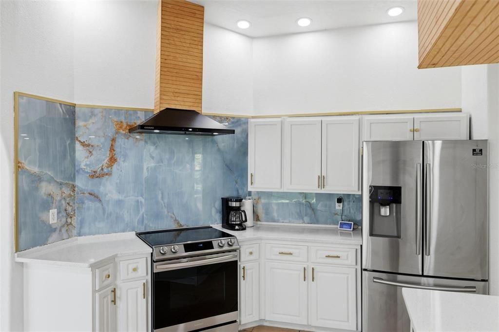 En Venta: $310,000 (4 camas, 2 baños, 2021 Pies cuadrados)