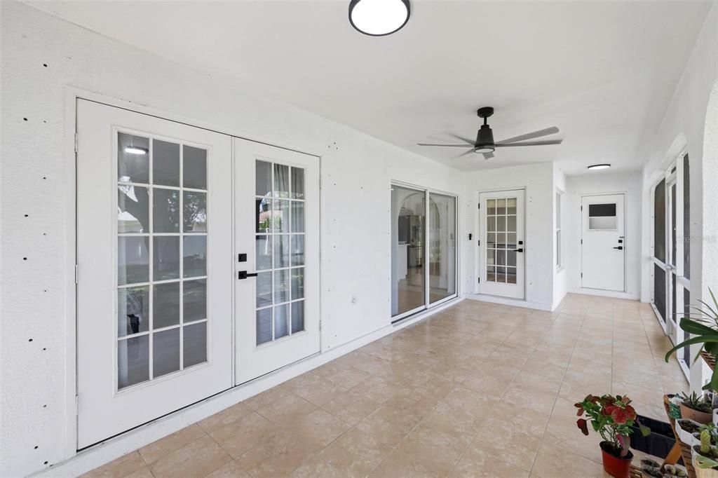 En Venta: $310,000 (4 camas, 2 baños, 2021 Pies cuadrados)