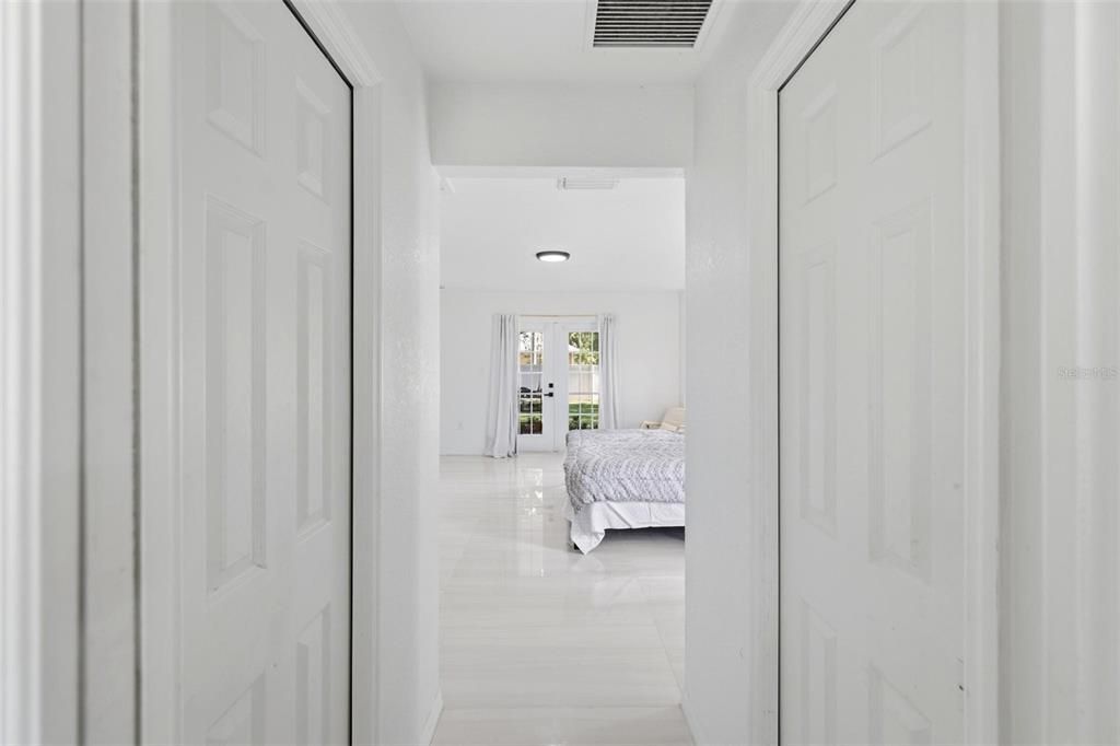 En Venta: $310,000 (4 camas, 2 baños, 2021 Pies cuadrados)