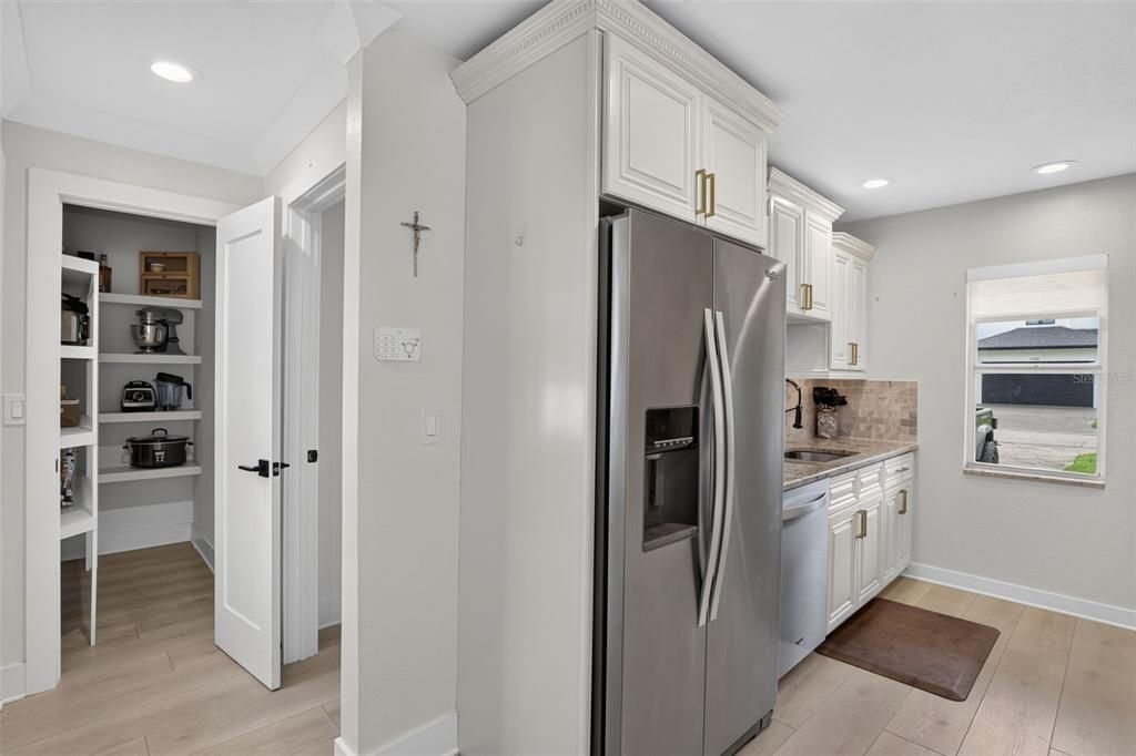 En Venta: $675,000 (3 camas, 2 baños, 1413 Pies cuadrados)