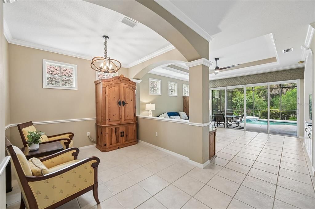 En Venta: $495,999 (3 camas, 2 baños, 1688 Pies cuadrados)