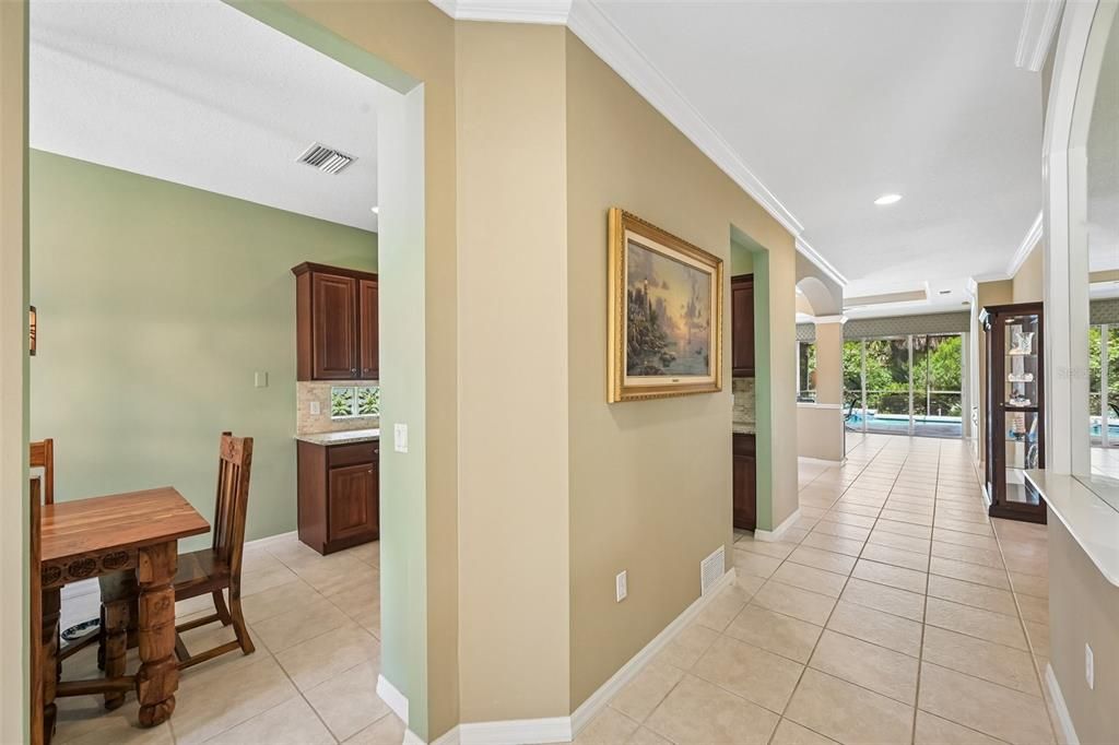 En Venta: $495,999 (3 camas, 2 baños, 1688 Pies cuadrados)