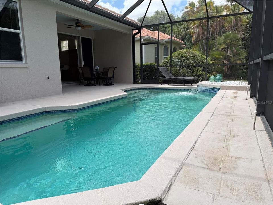 En Venta: $495,999 (3 camas, 2 baños, 1688 Pies cuadrados)