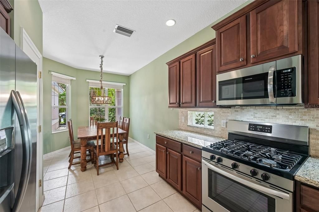 En Venta: $495,999 (3 camas, 2 baños, 1688 Pies cuadrados)
