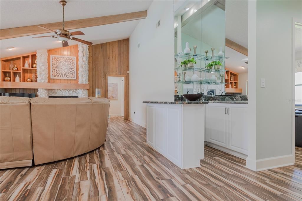 На продажу: $709,900 (4 спален, 3 ванн, 3154 Квадратных фут)