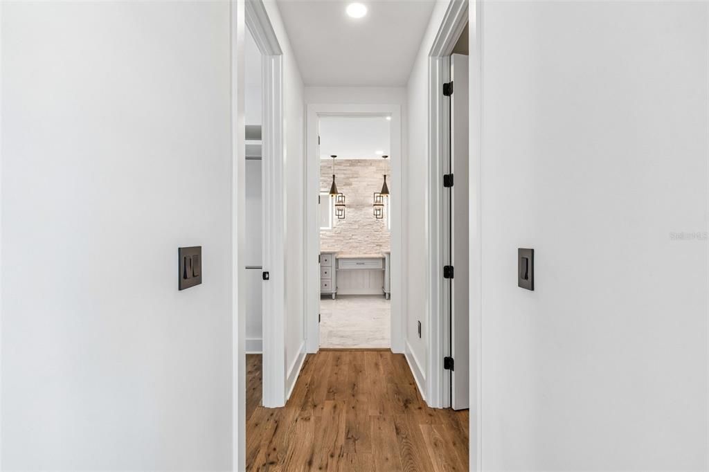 На продажу: $1,399,900 (4 спален, 4 ванн, 3433 Квадратных фут)