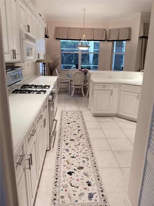 En Venta: $525,000 (3 camas, 2 baños, 2045 Pies cuadrados)