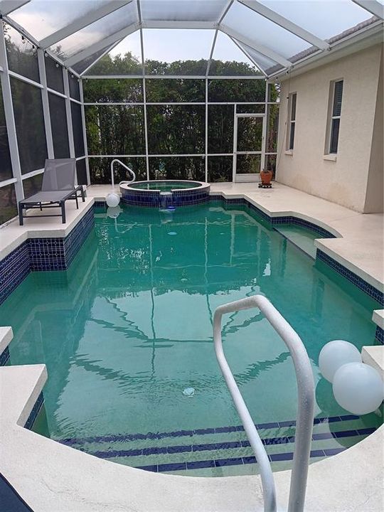 En Venta: $525,000 (3 camas, 2 baños, 2045 Pies cuadrados)